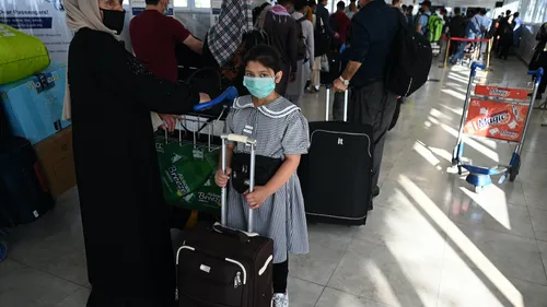 Montreuil : une collecte de vêtements pour les réfugiés afghans